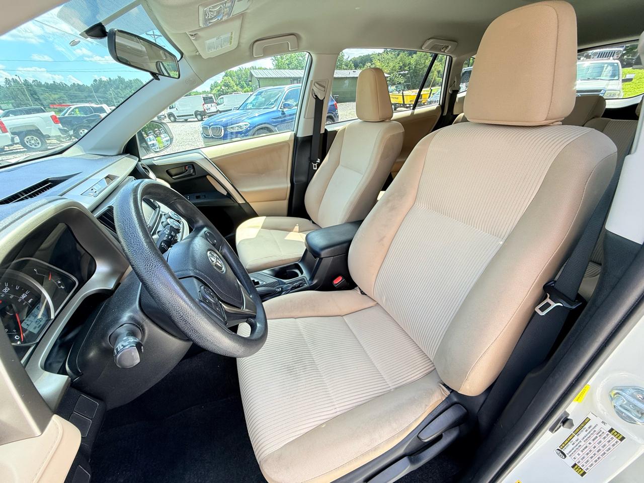 Toyota RAV4 LE FWD 2013