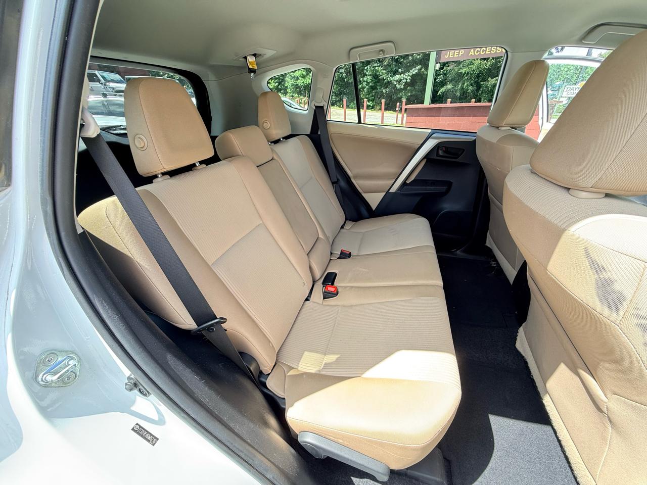 Toyota RAV4 LE FWD 2013