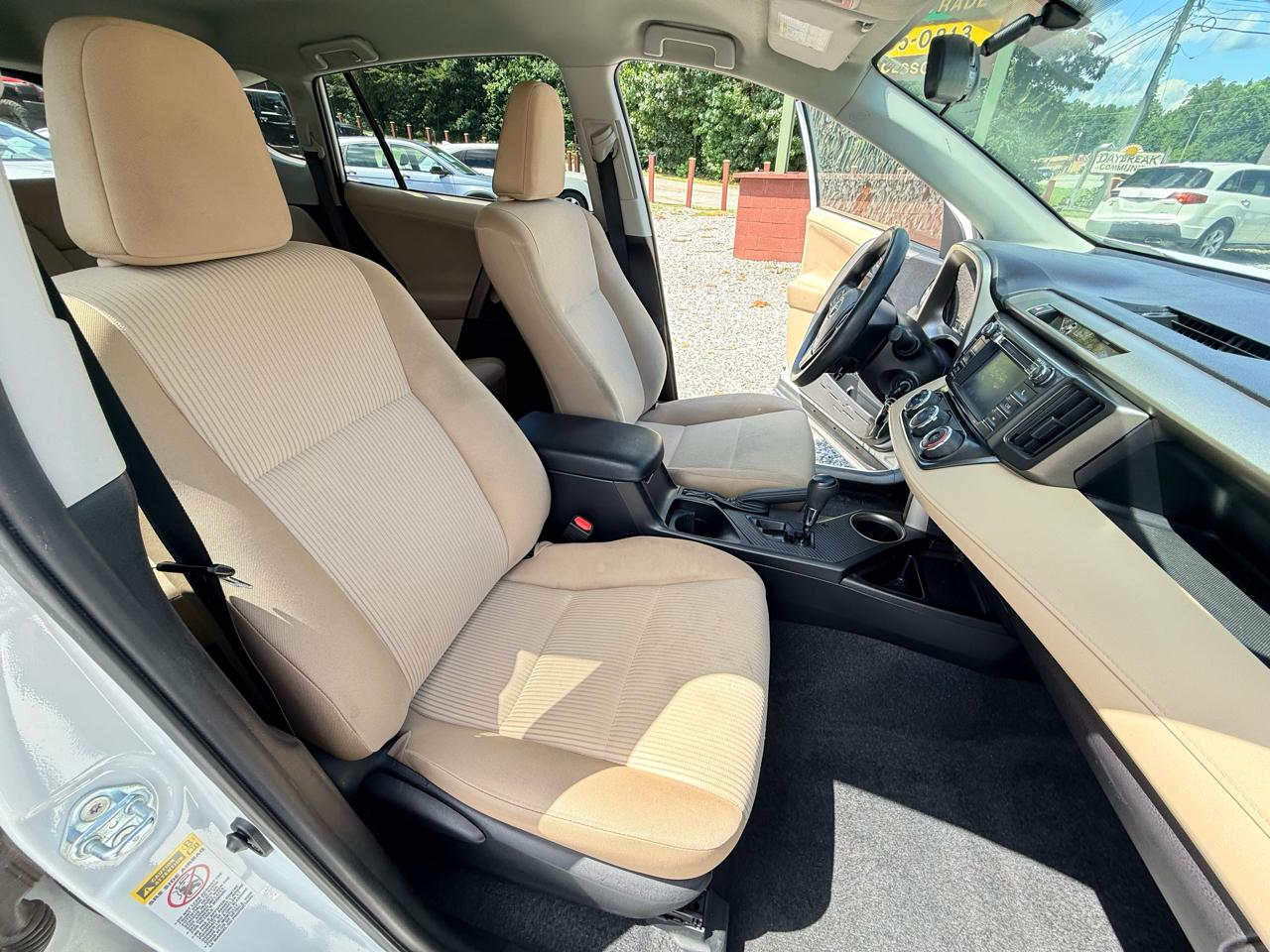Toyota RAV4 LE FWD 2013