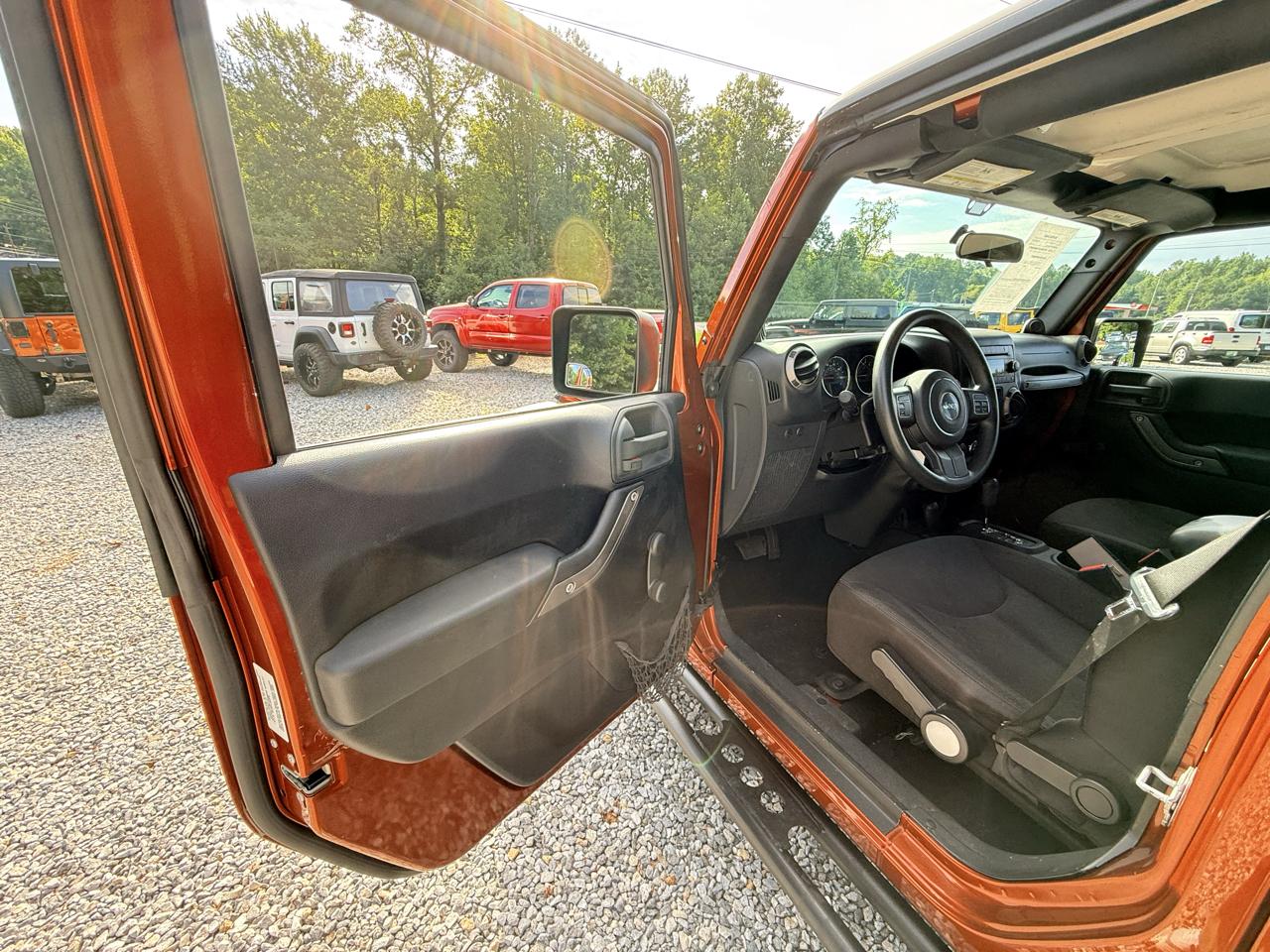 Jeep Wrangler Unlimited Sport 4WD 2014