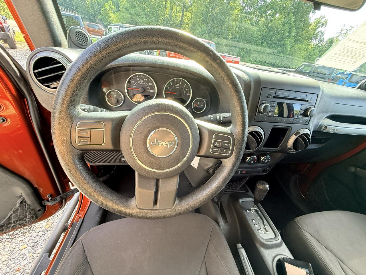 Jeep Wrangler Unlimited Sport 4WD 2014