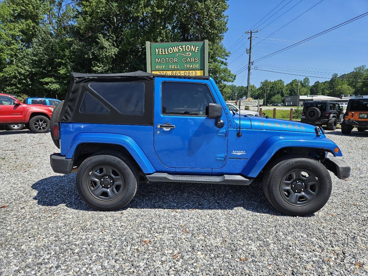 Jeep Wrangler Sahara 4WD 2015