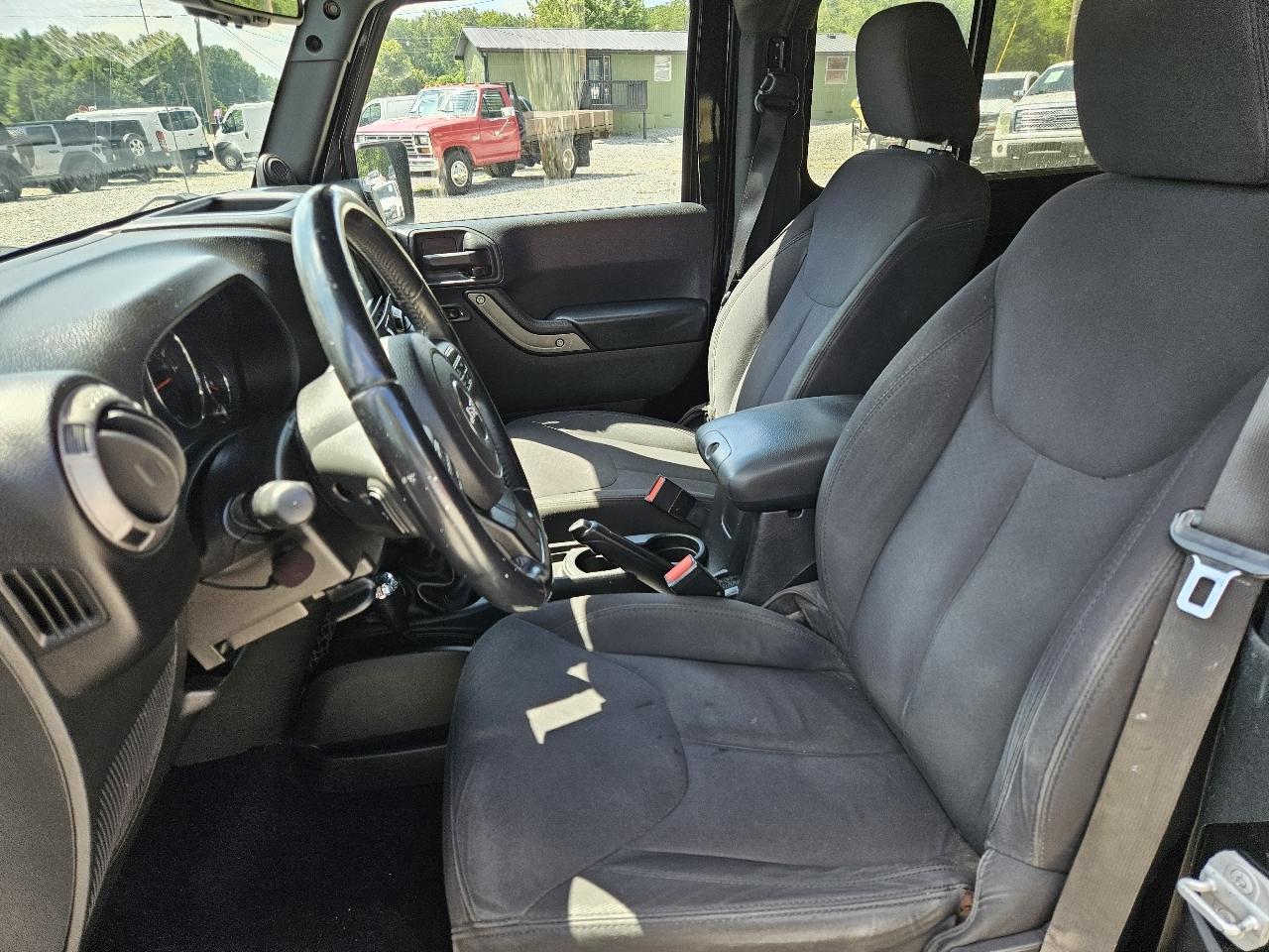Jeep Wrangler Sport 4WD 2014