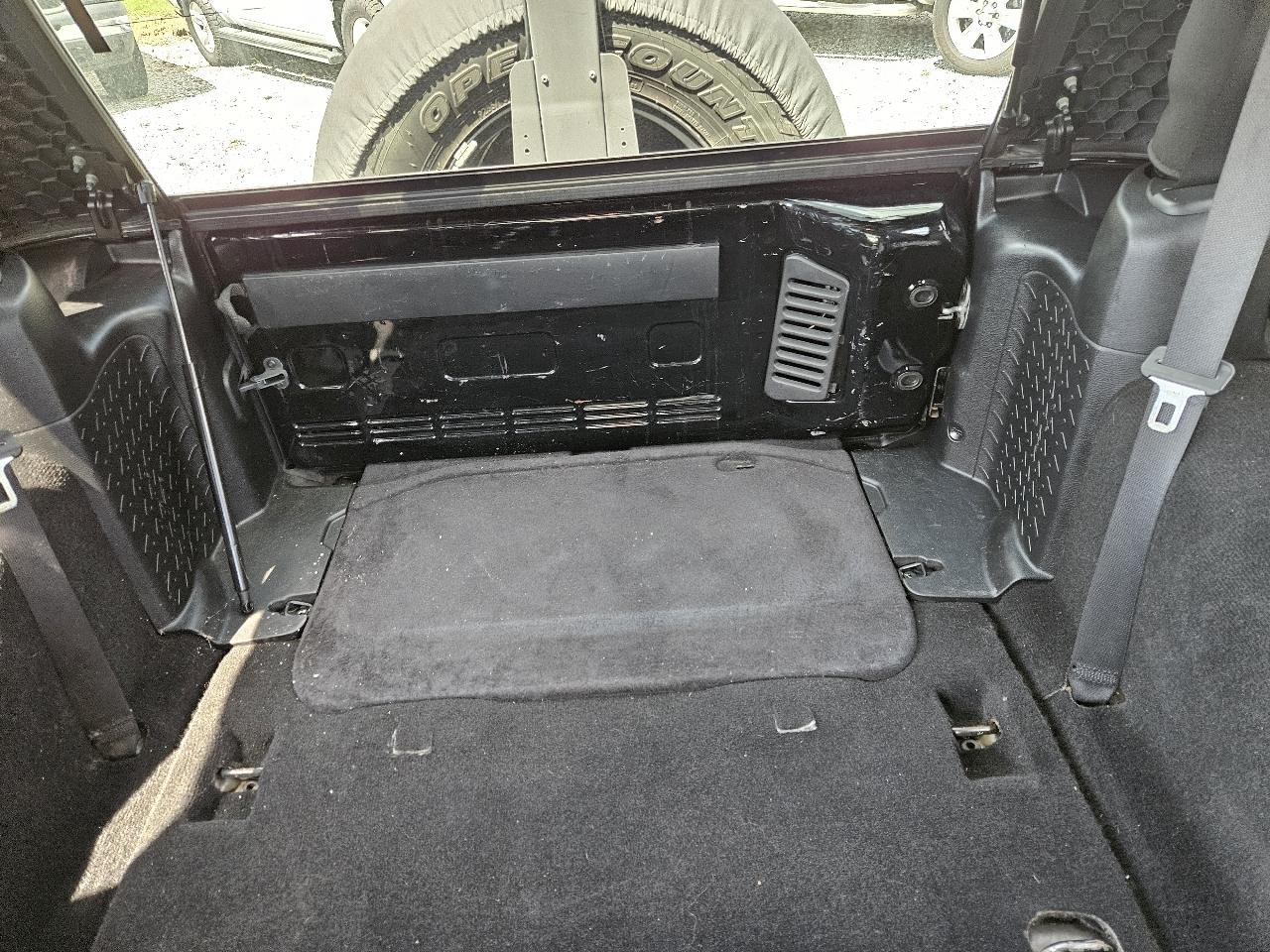 Jeep Wrangler Sport 4WD 2014