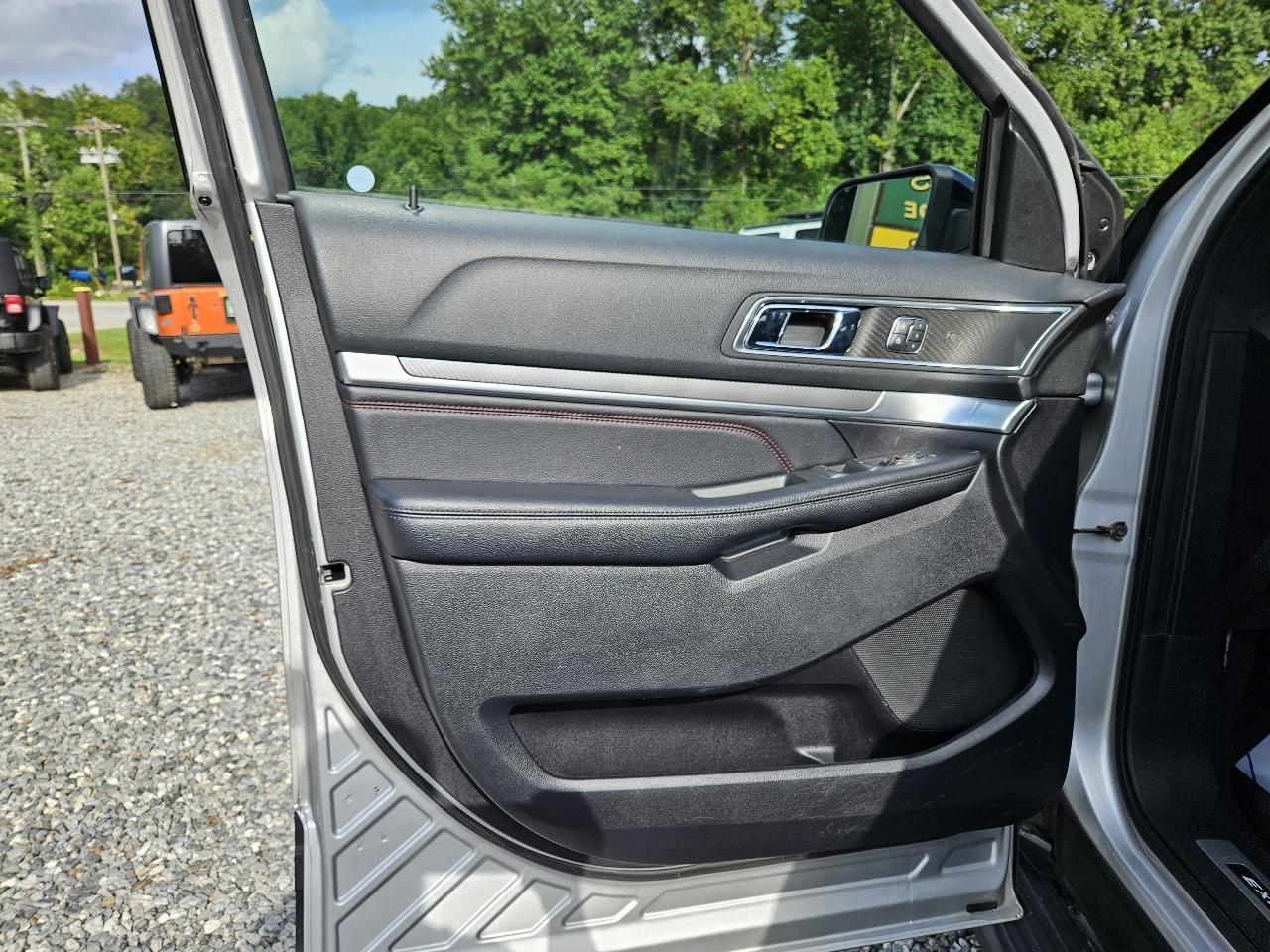 Ford Explorer Sport 4WD 2018