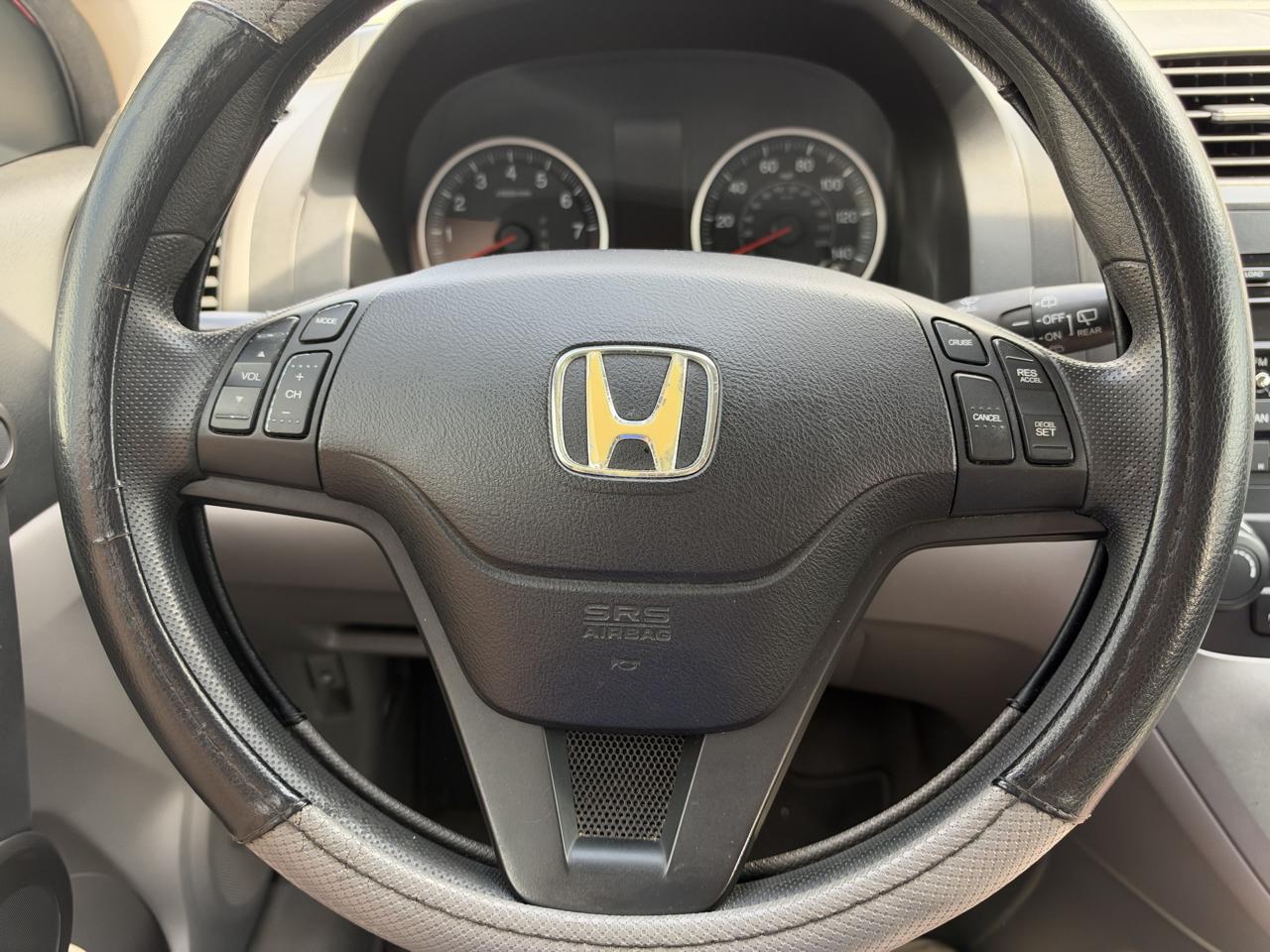Honda CR-V SE 2WD 5-Speed AT 2011