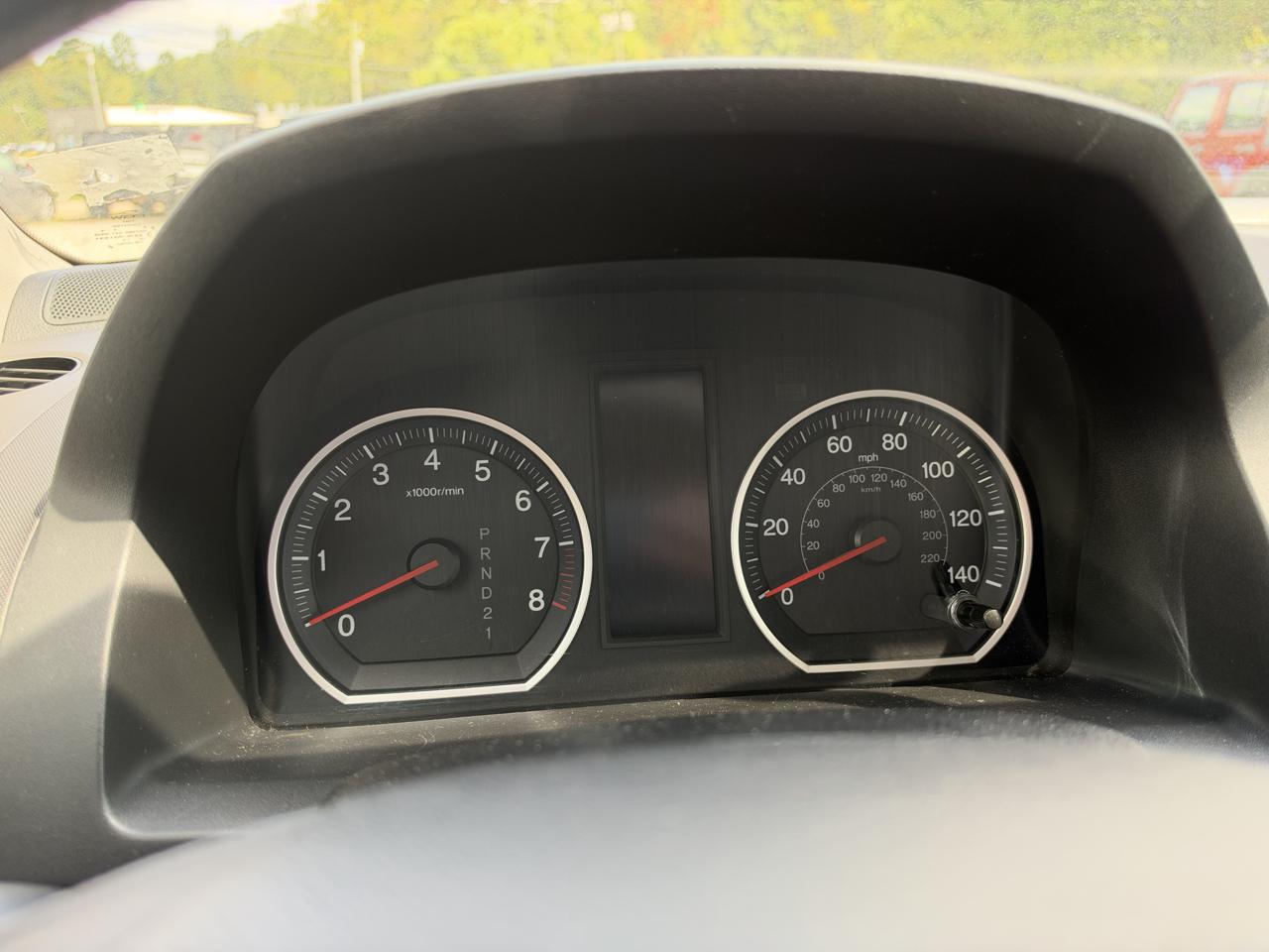 Honda CR-V SE 2WD 5-Speed AT 2011