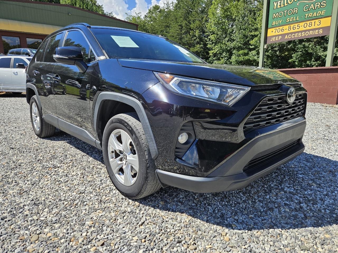 Toyota RAV4 XLE 2021