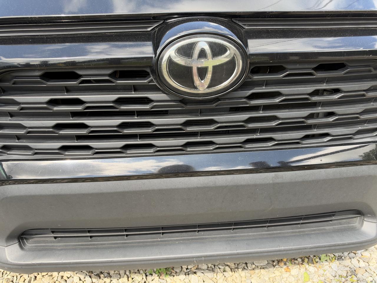 Toyota RAV4 XLE 2021