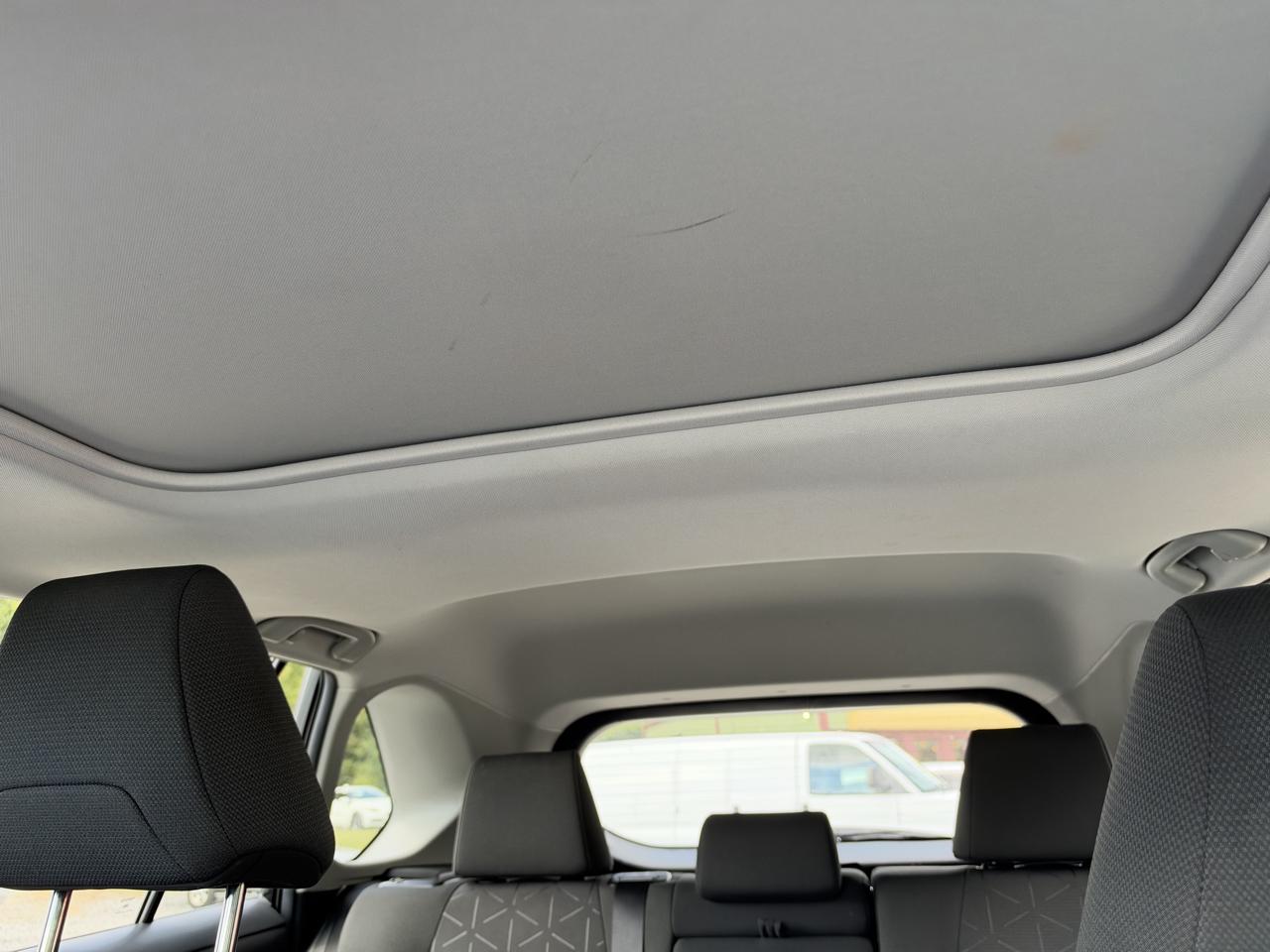 Toyota RAV4 XLE 2021