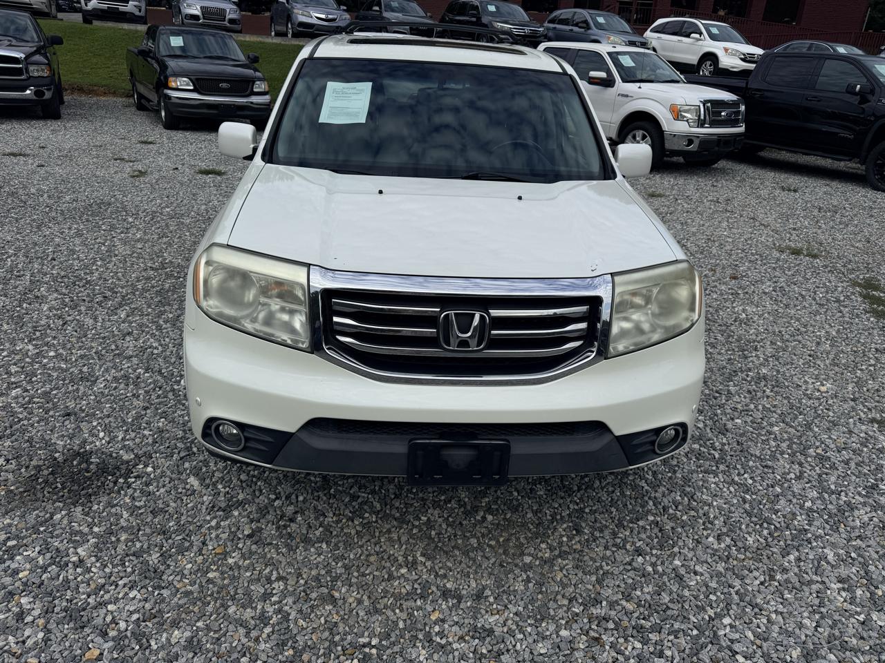Honda Pilot Touring 4WD 5-Spd AT with DVD 2015