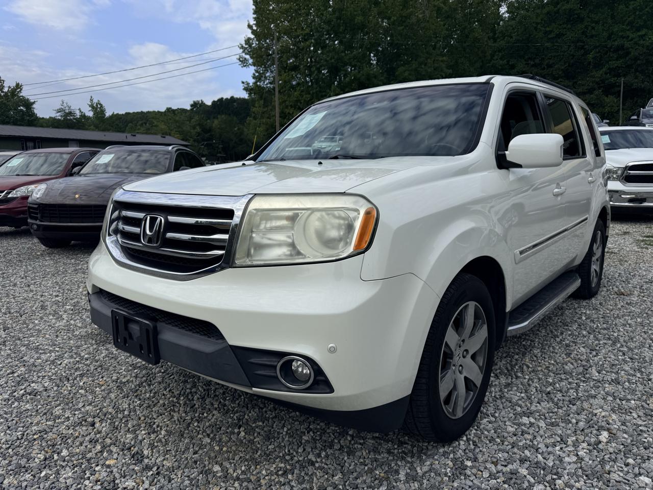 Honda Pilot Touring 4WD 5-Spd AT with DVD 2015