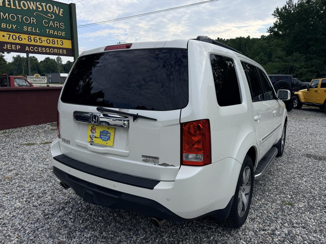 Honda Pilot Touring 4WD 5-Spd AT with DVD 2015