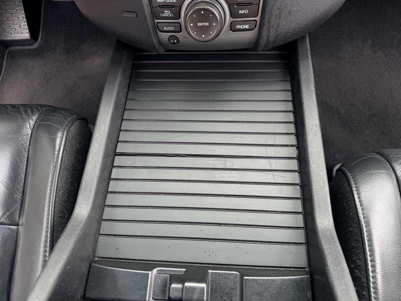 Honda Pilot Touring 4WD 5-Spd AT with DVD 2015