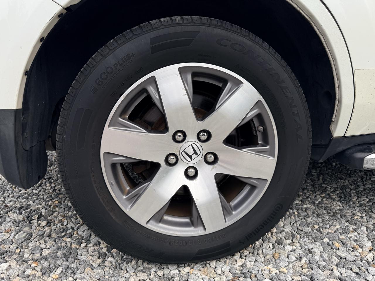 Honda Pilot Touring 4WD 5-Spd AT with DVD 2015