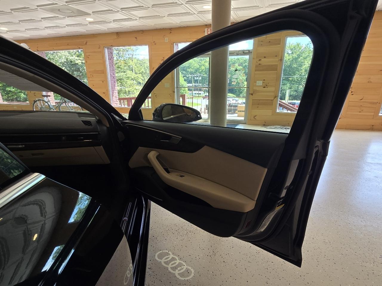 Audi A4 2.0 TFSI Premium Plus quattro 7A 2018