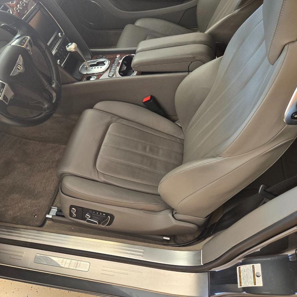 Bentley Continental GT W12 2012