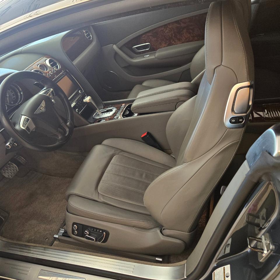Bentley Continental GT W12 2012