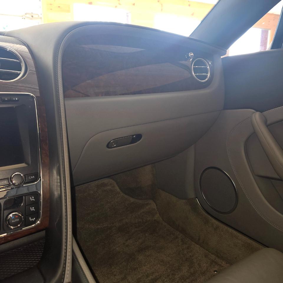 Bentley Continental GT W12 2012