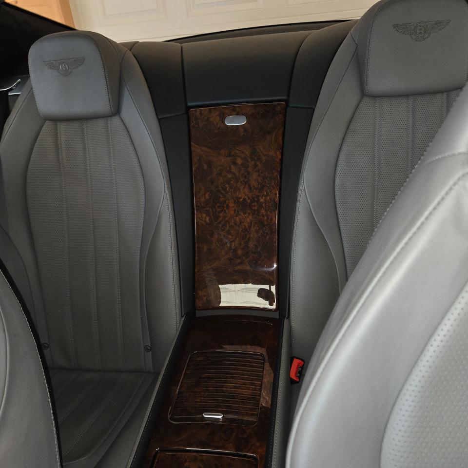 Bentley Continental GT W12 2012