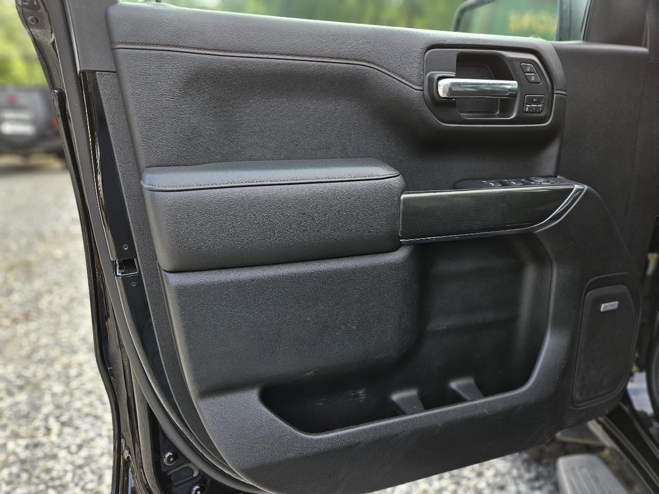 GMC Sierra 1500 AT4 Crew Cab Short Box 4WD 2020