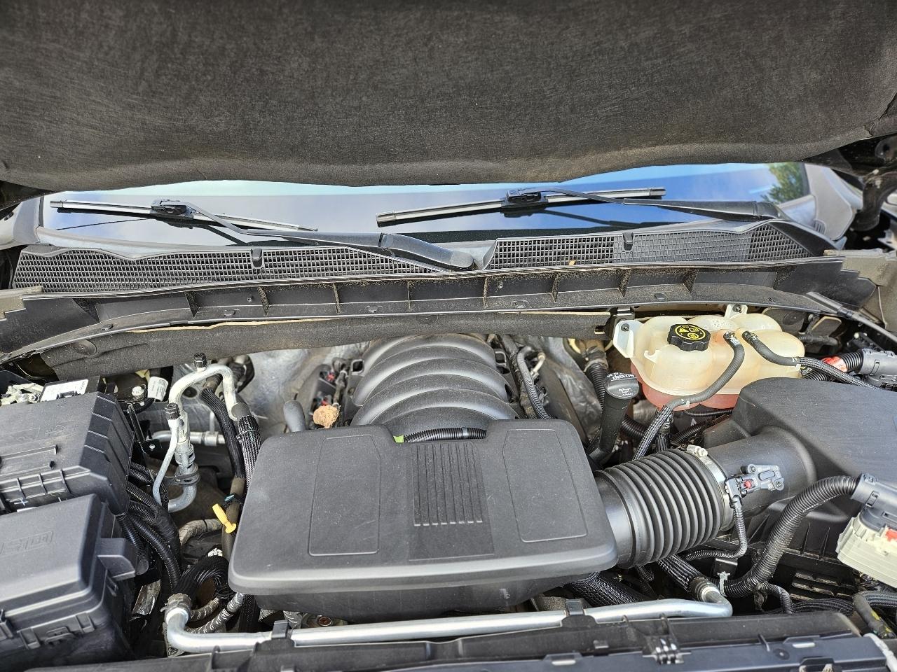 GMC Sierra 1500 AT4 Crew Cab Short Box 4WD 2020