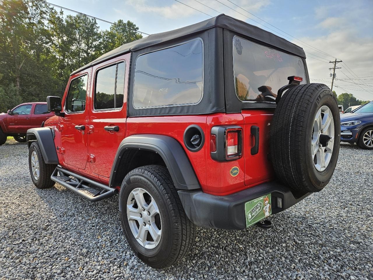 Jeep Wrangler Unlimited Sport 2022