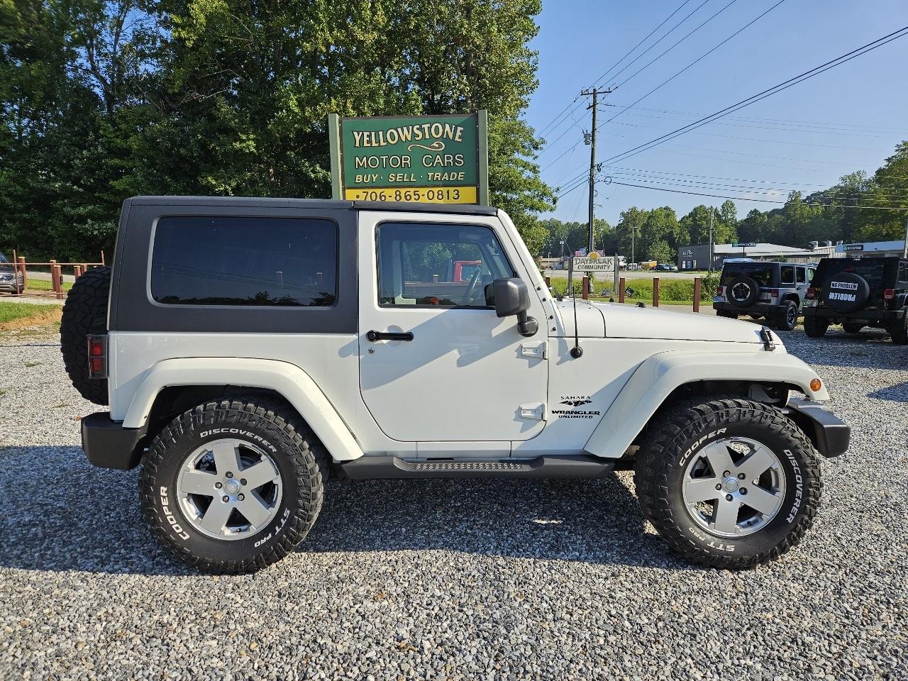 Jeep Wrangler Sahara 4WD 2010