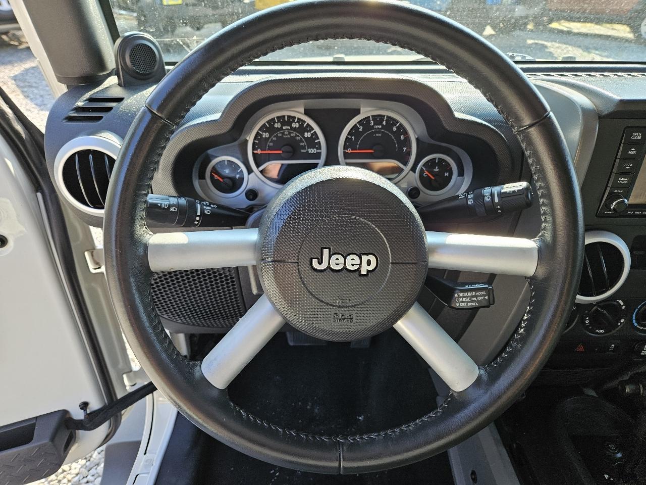 Jeep Wrangler Sahara 4WD 2010