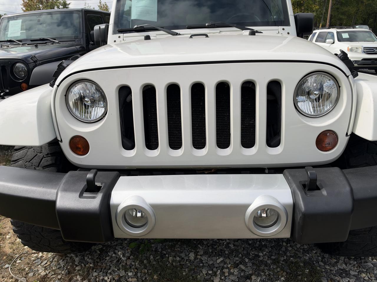 Jeep Wrangler Sahara 4WD 2010