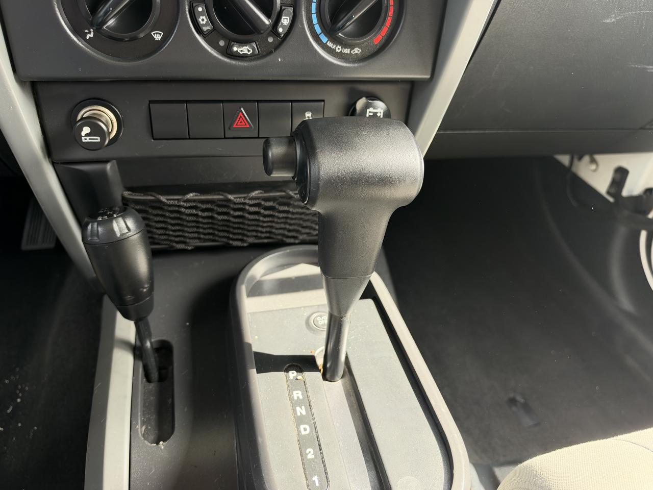 Jeep Wrangler Sahara 4WD 2010