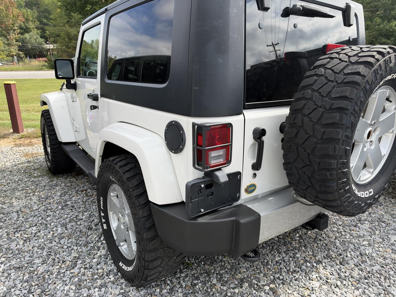 Jeep Wrangler Sahara 4WD 2010