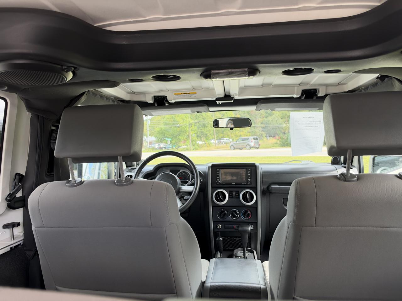 Jeep Wrangler Sahara 4WD 2010