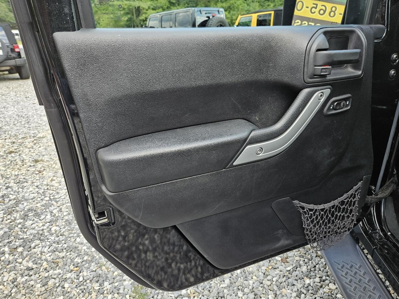 Jeep Wrangler Sahara 4WD 2016