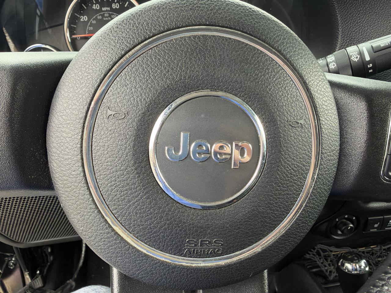 Jeep Wrangler Sahara 4WD 2016