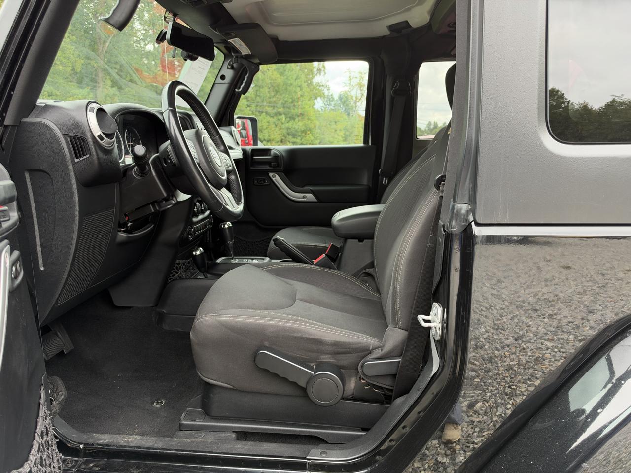 Jeep Wrangler Sahara 4WD 2016