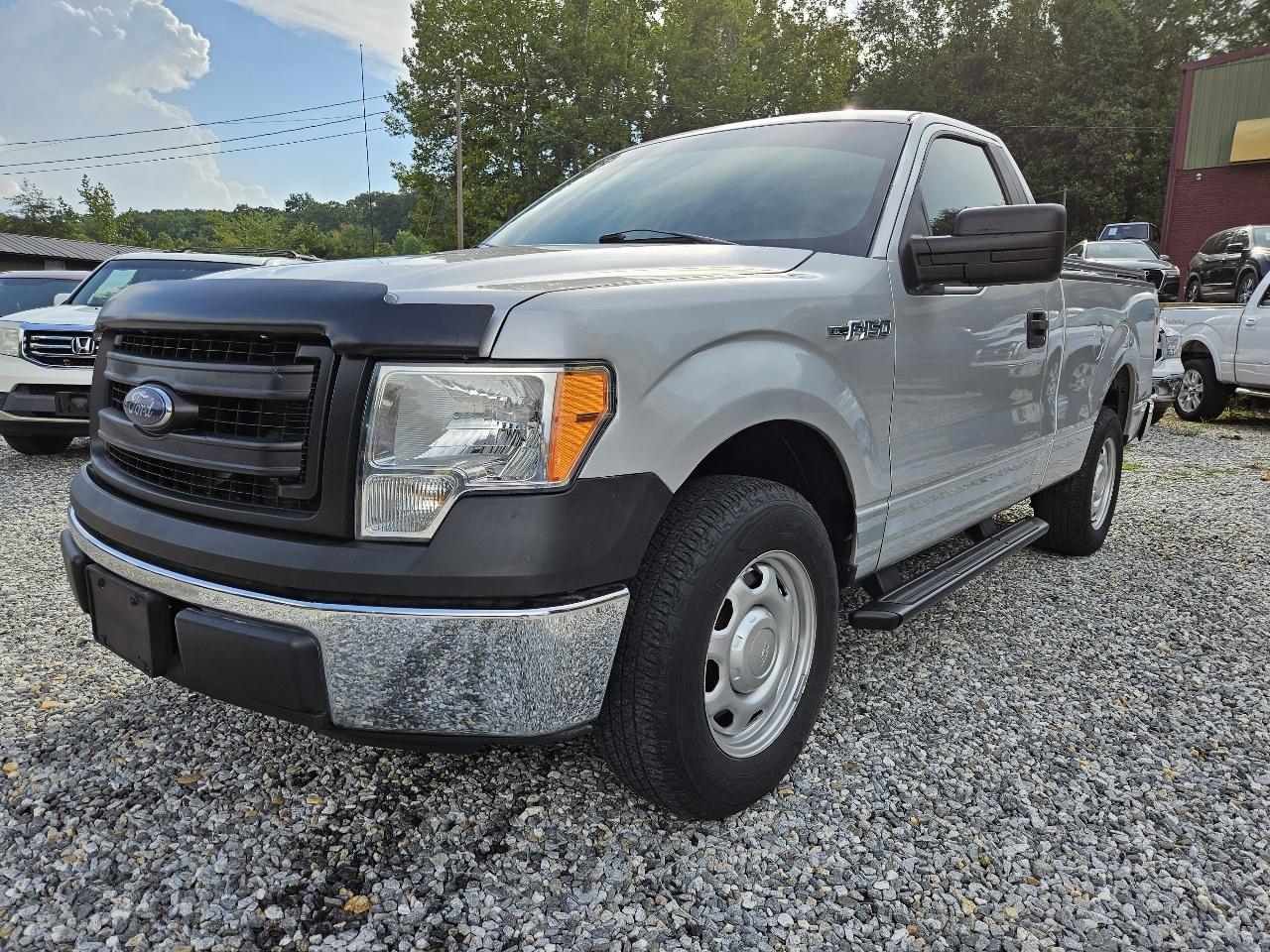 Ford F-150 XLT 8-ft. Bed 2WD 2013