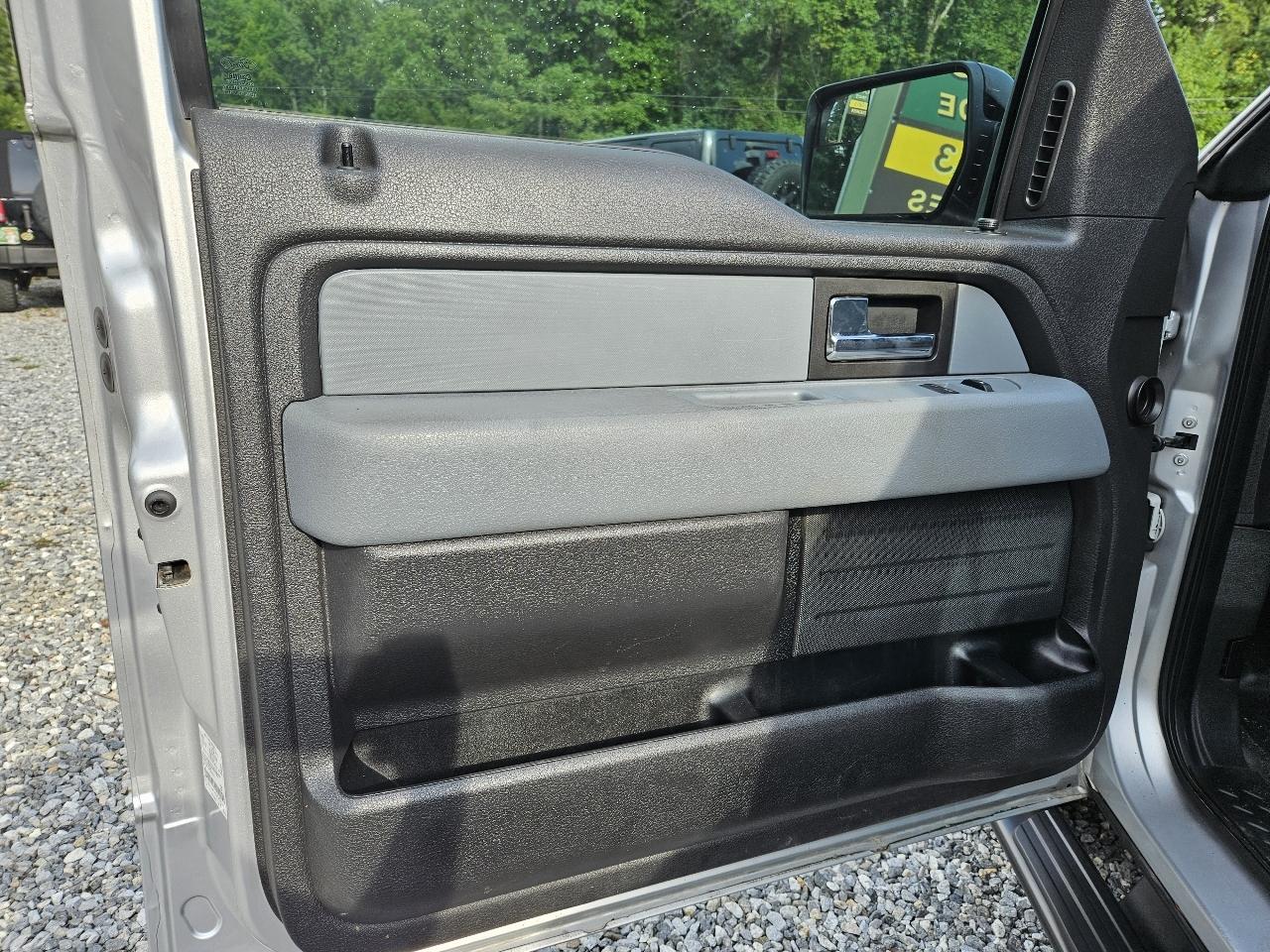 Ford F-150 XLT 8-ft. Bed 2WD 2013