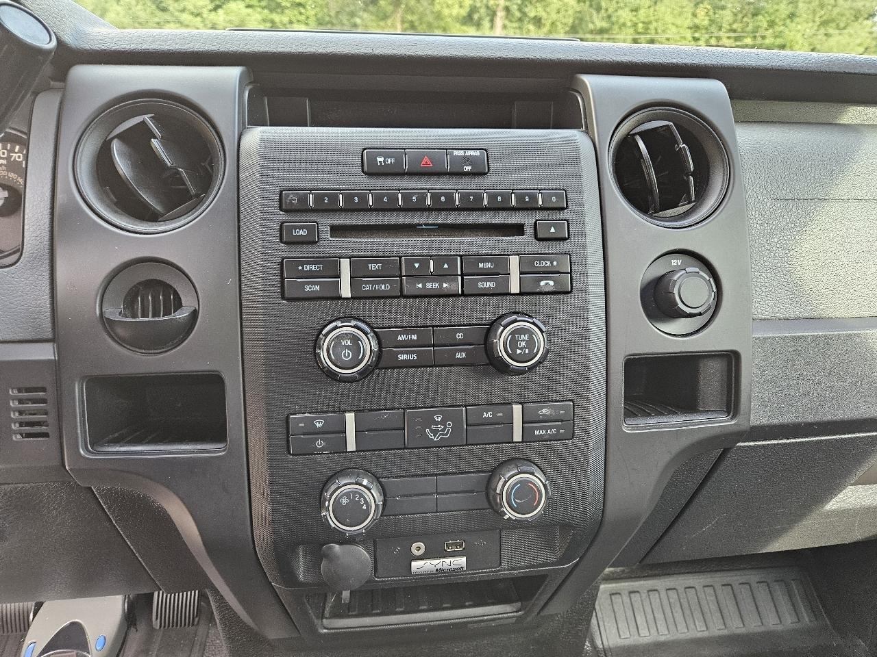Ford F-150 XLT 8-ft. Bed 2WD 2013