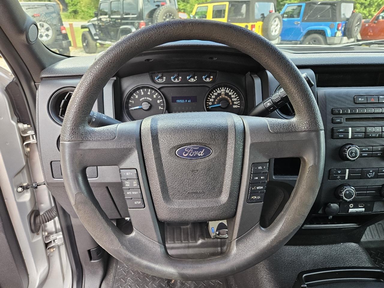Ford F-150 XLT 8-ft. Bed 2WD 2013
