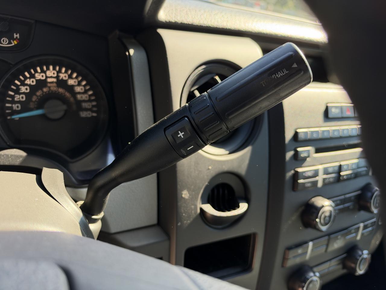 Ford F-150 XLT 8-ft. Bed 2WD 2013