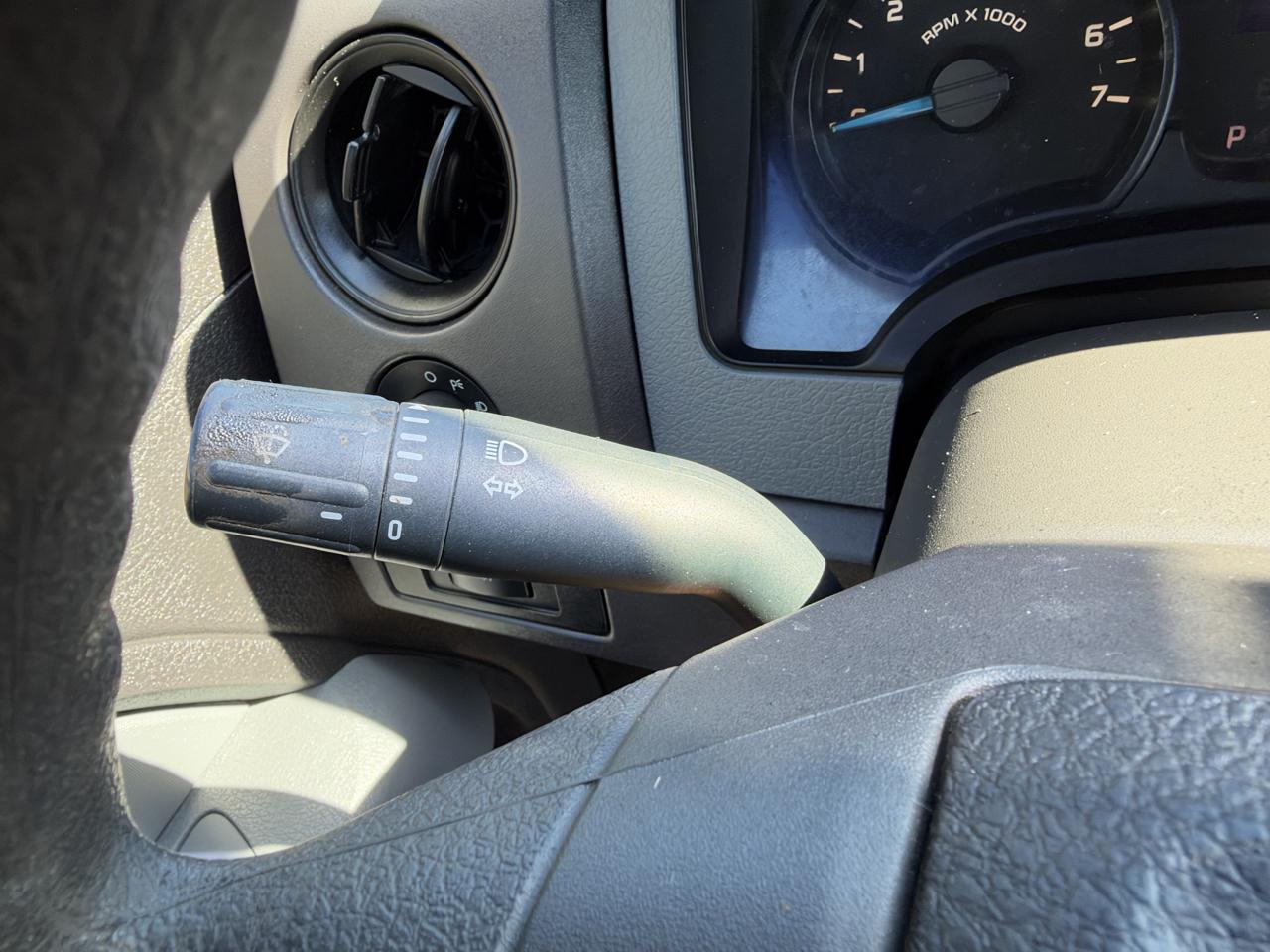 Ford F-150 XLT 8-ft. Bed 2WD 2013