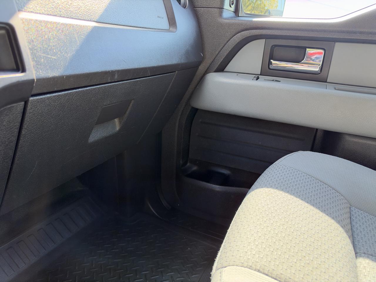 Ford F-150 XLT 8-ft. Bed 2WD 2013