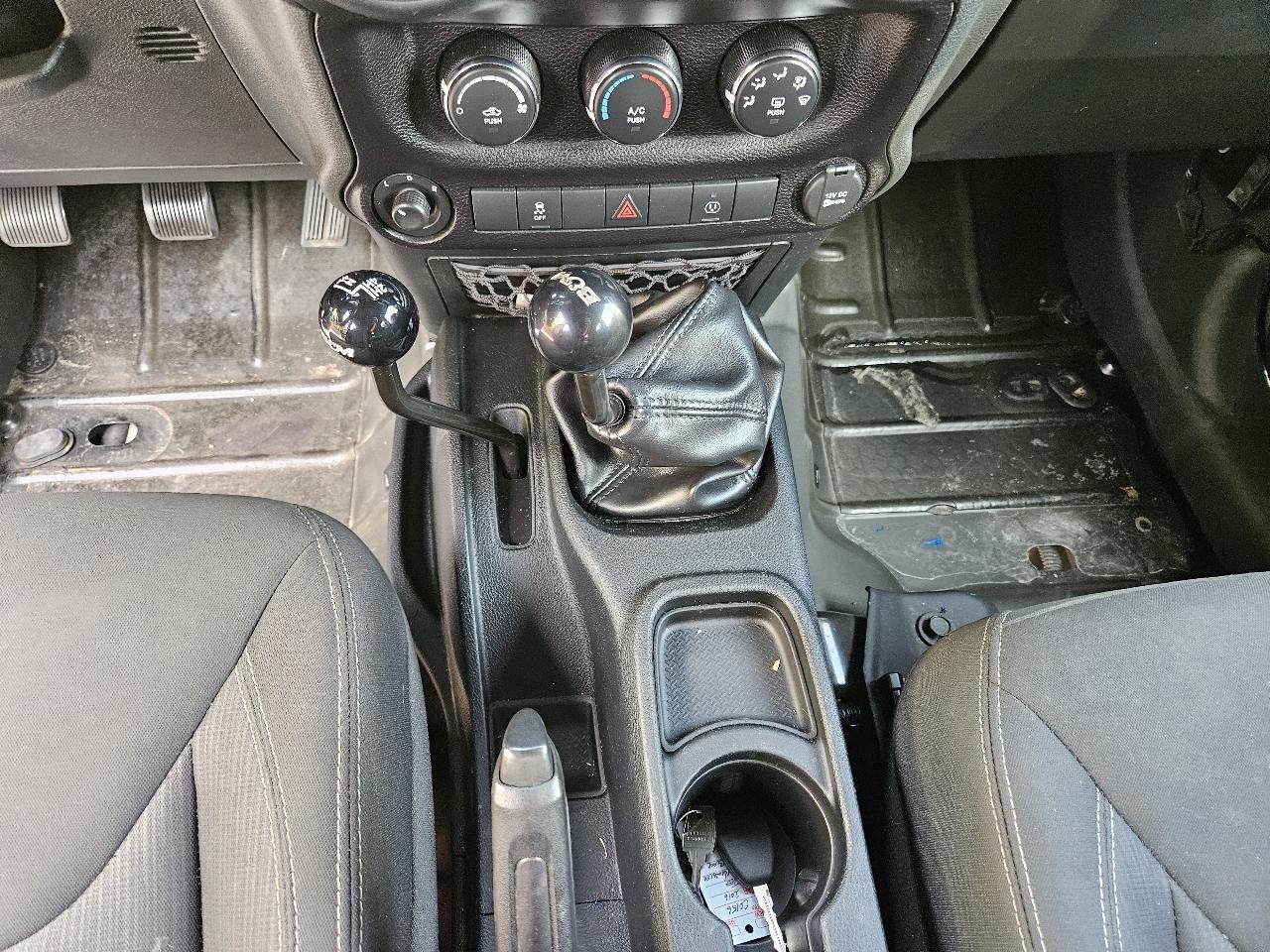 Jeep Wrangler Unlimited Sahara 4WD 2016