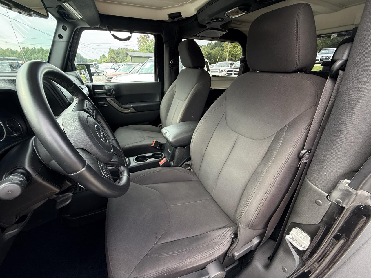 Jeep Wrangler Sport 4WD 2016