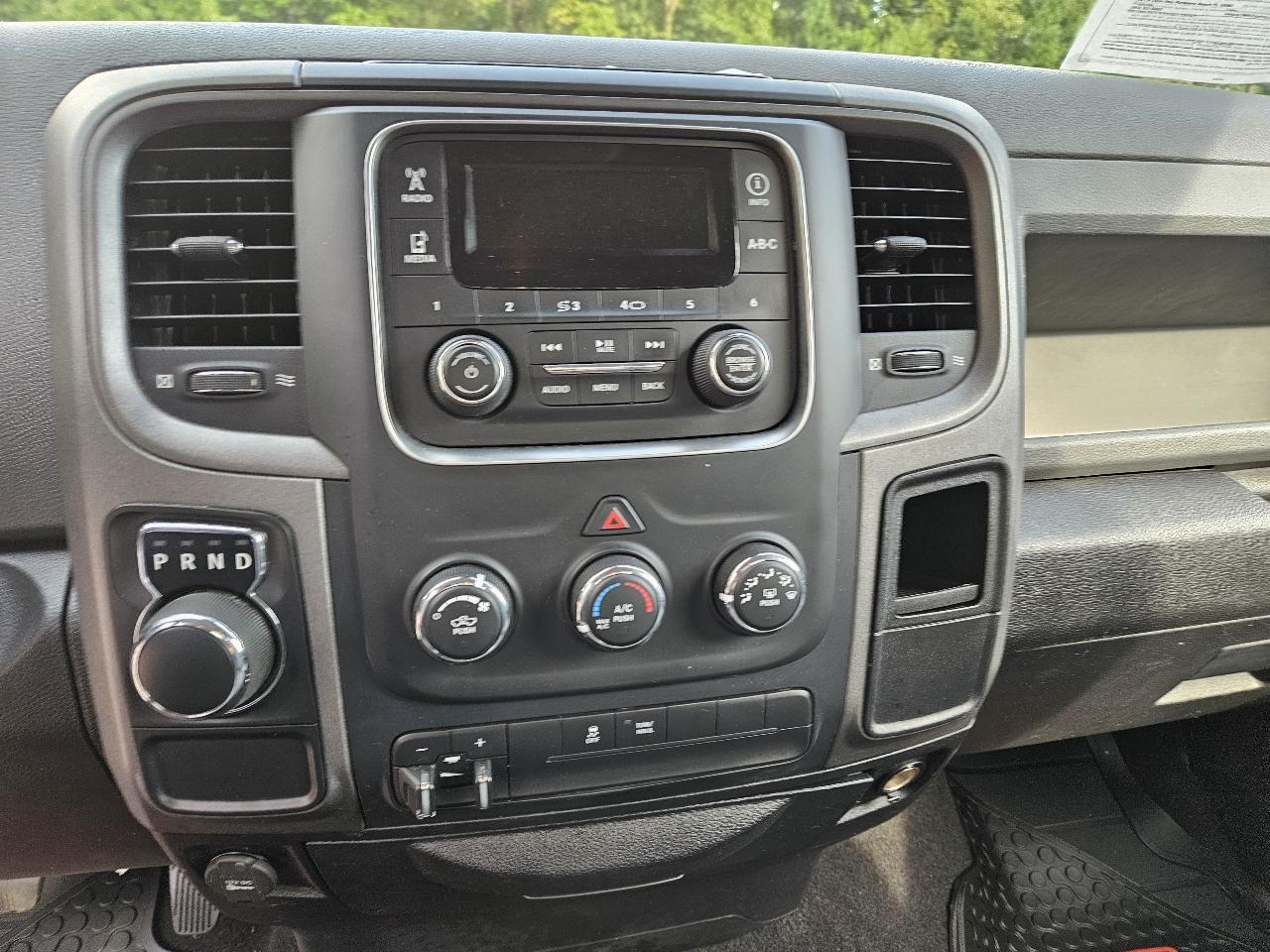 RAM 1500 Tradesman Regular Cab SWB 2WD 2013