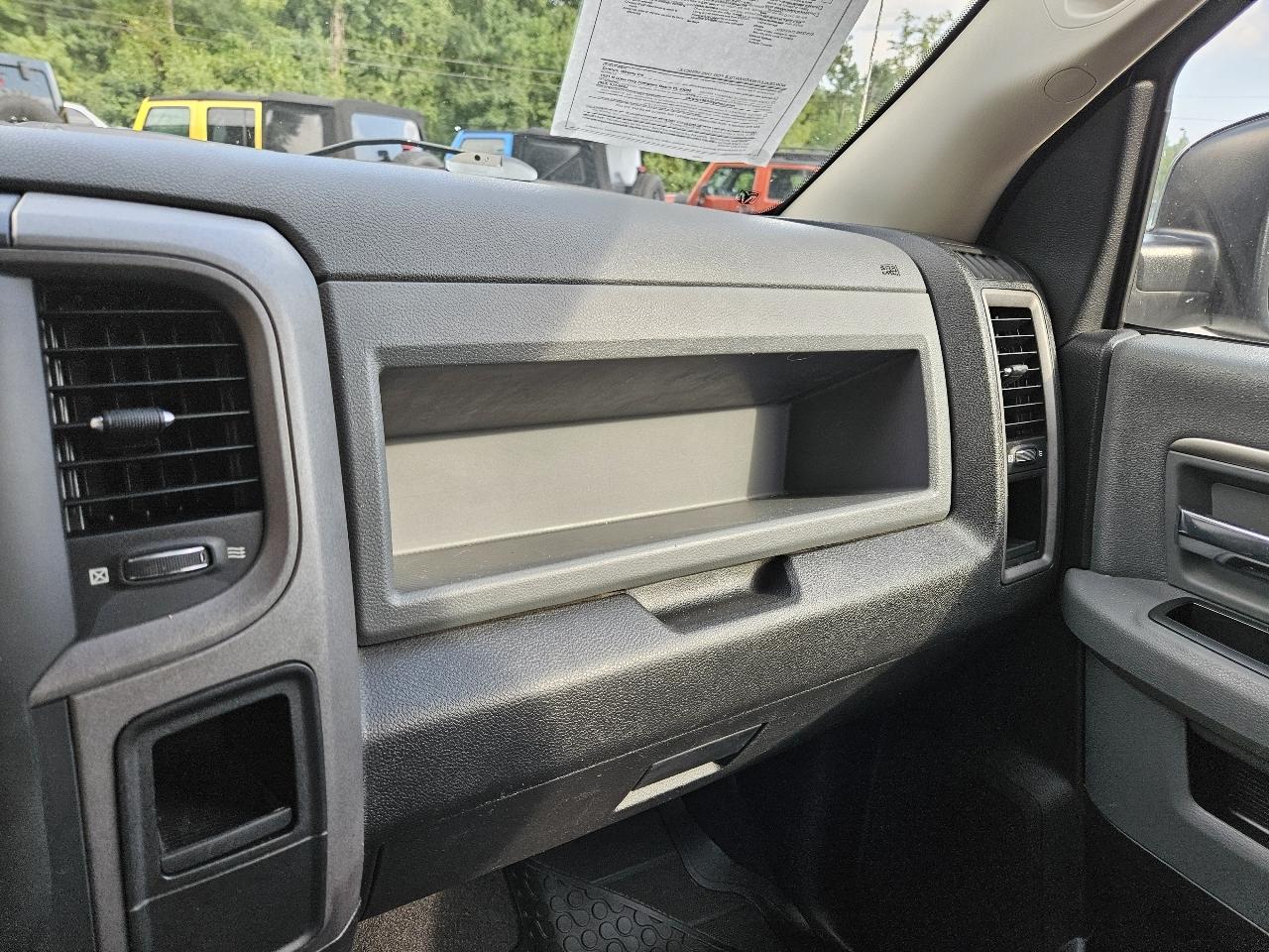 RAM 1500 Tradesman Regular Cab SWB 2WD 2013