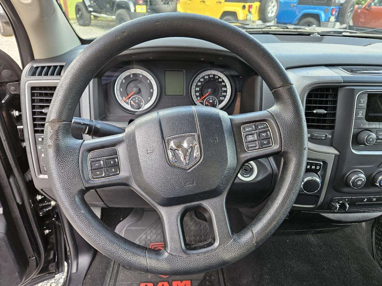 RAM 1500 Tradesman Regular Cab SWB 2WD 2013
