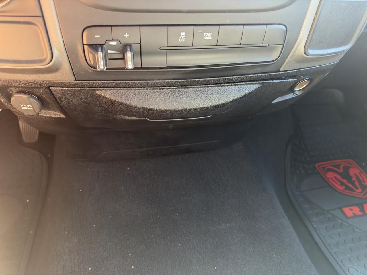 RAM 1500 Tradesman Regular Cab SWB 2WD 2013