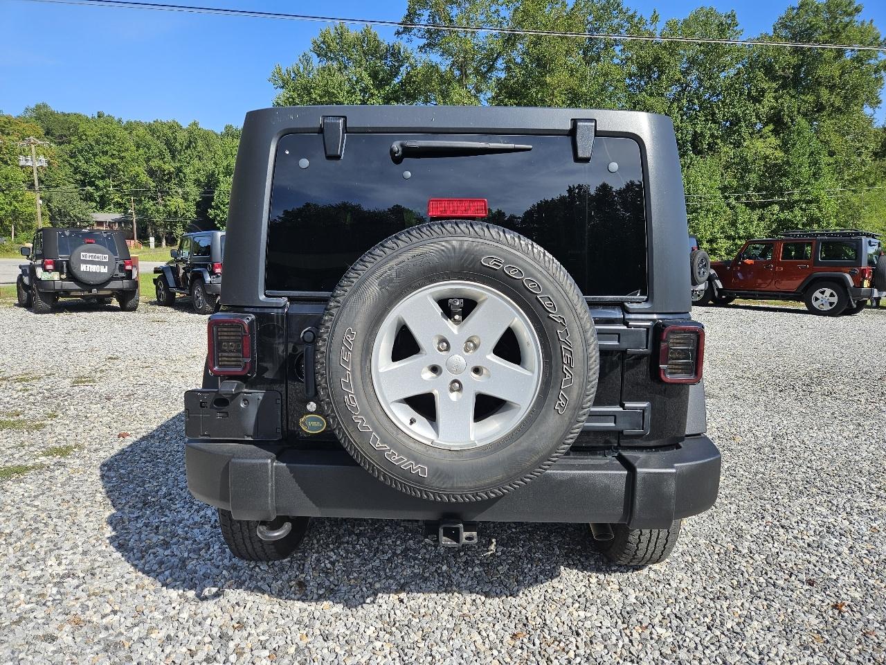 Jeep Wrangler Unlimited Sport 4WD 2017
